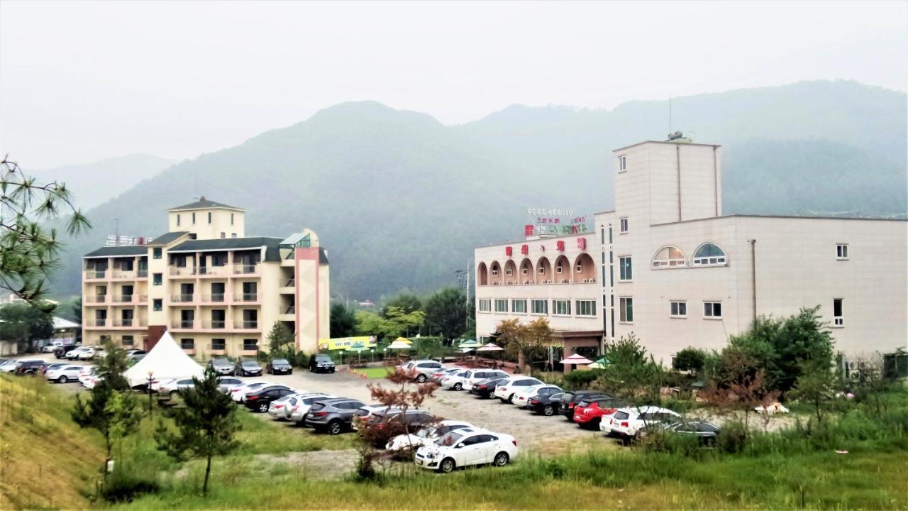 Hongcheon Resortel Eksteriør bilde